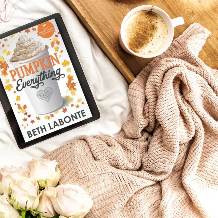Cozy Fall Romance Books & Rom Coms